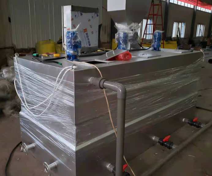 全自動加藥裝置設(shè)備用途，全自動智能加藥裝置價格，加藥裝置詳細(xì)介紹02