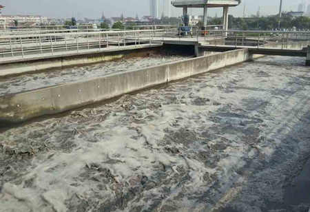 處理工業(yè)廢水加什么藥劑？（工業(yè)廢水處理技術(shù)）